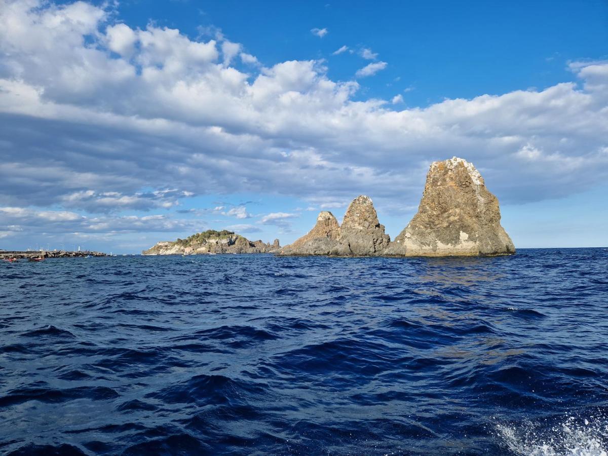 L'Isola E I Faraglioni House Apartment Aci Trezza Exterior foto