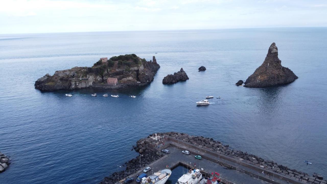 L'Isola E I Faraglioni House Apartment Aci Trezza Exterior foto